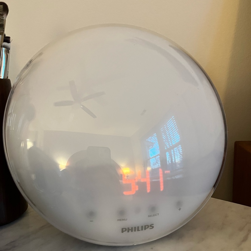 Philips SmartSleep Wake-up Light, Colored Sunrise and Sunset Simulation